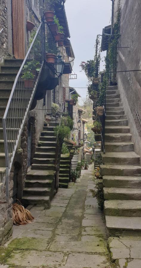 Apartamento La Dimora Nel Borgo Vitorchiano Exterior foto